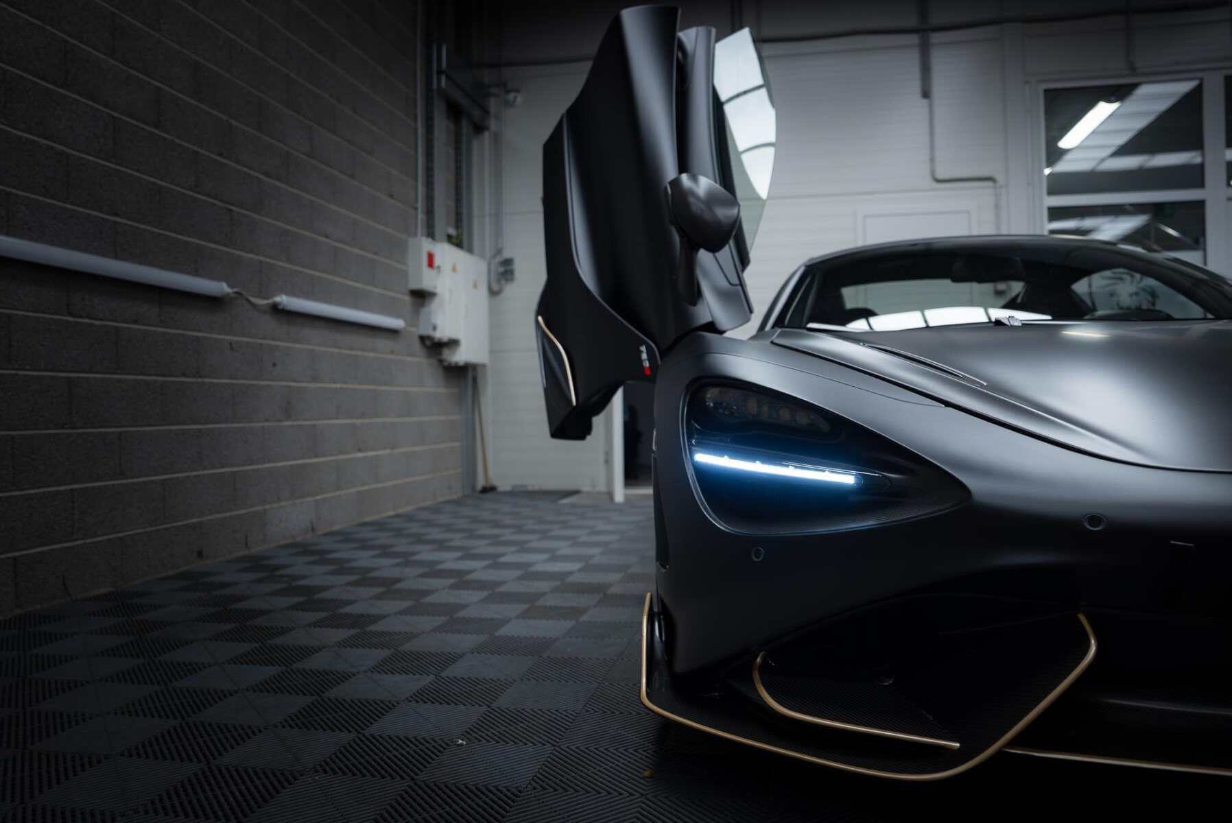 Supercar detailing Supercar detailing